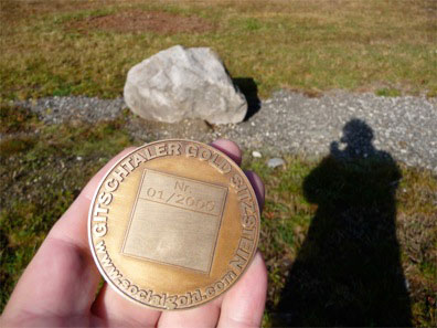 Gitschtaler Gold Sitzsteine - Bronzesiegel Erstkontakt 2008