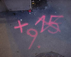 001.jpg (12439 Byte)