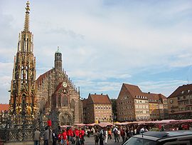 28Tr_22_way_nuernberg_goldbrunnen.jpg (33449 Byte)