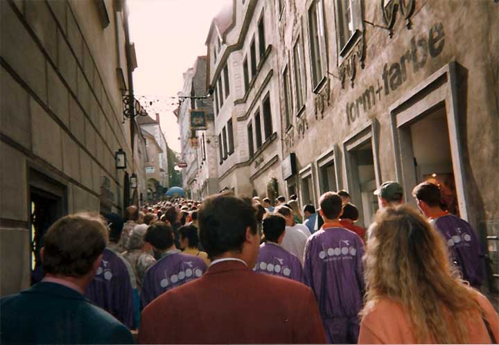 Kunstaktion Soziale Skulptur Steyr Pfarrgasse - GUT Kraft