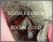 Soziales Gold D - Social Gold E